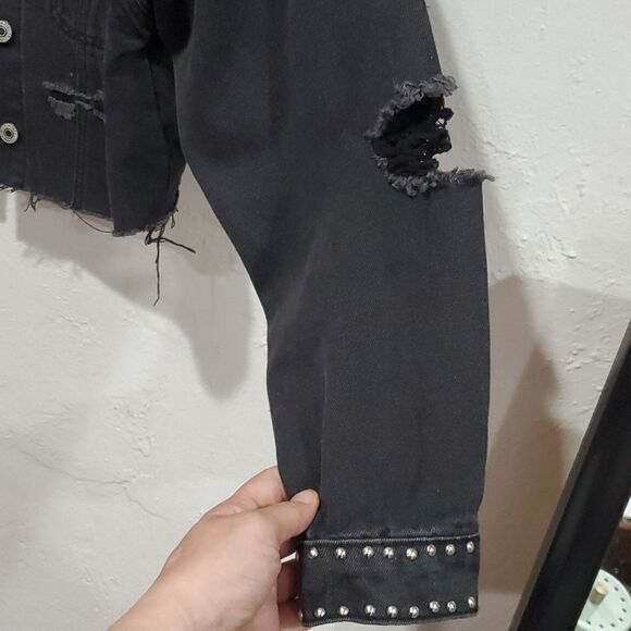 Cropped Distressed & Studded Black Jean Jacket Size XS Oversized - Picture 4 of 16